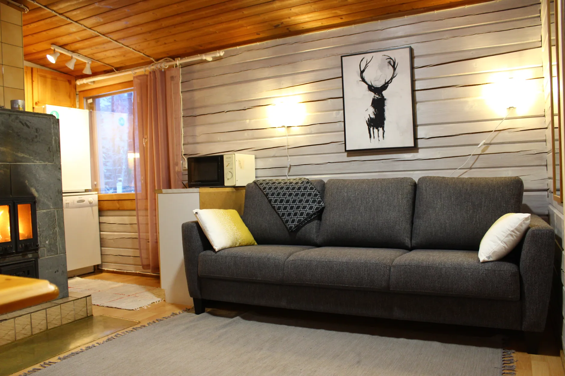 Rantamökki 28 olohuone toinen nakyma